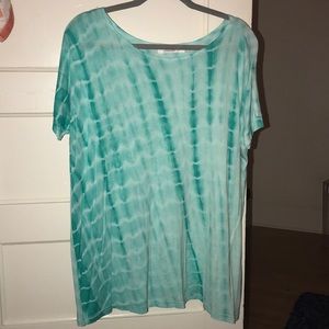 blue splatter tie-dye shirt